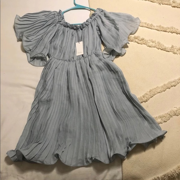 Vici Collection off the shoulder dress - Picture 4 of 5